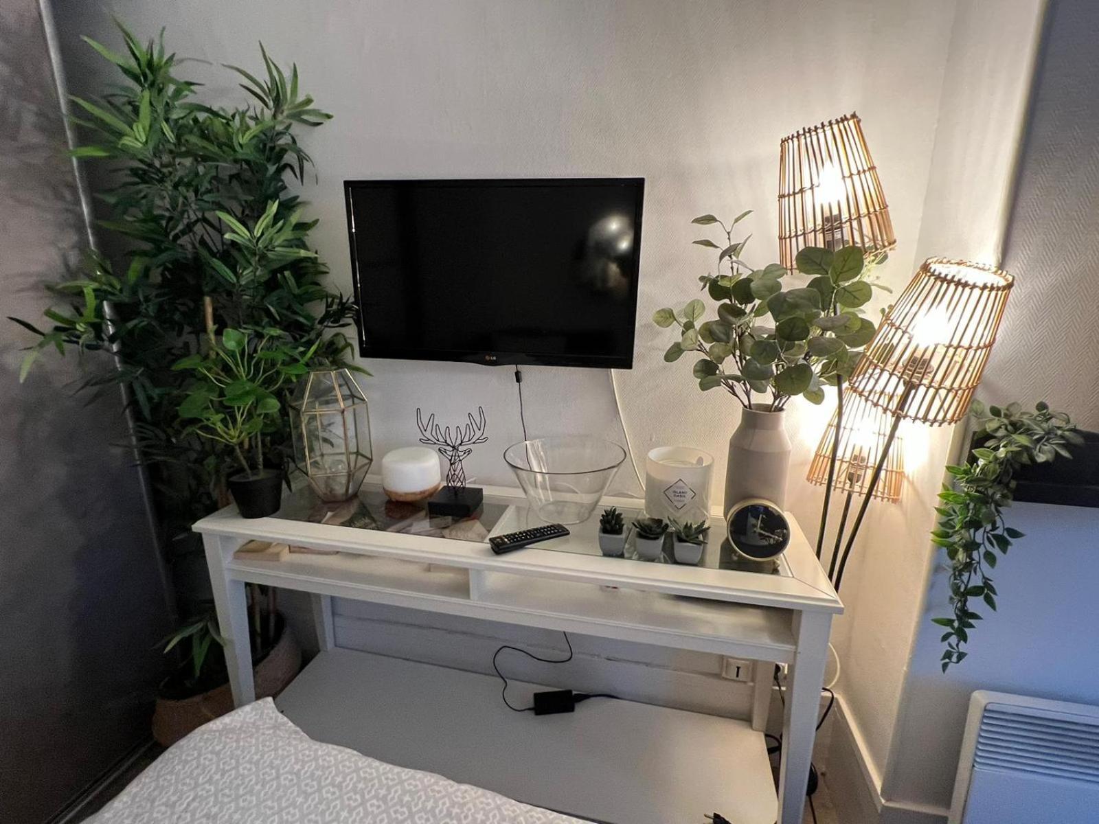 Studio Moderne Au Coeur De Paris Batignolles Exteriér fotografie